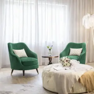 كراسي بتصميم أنيق