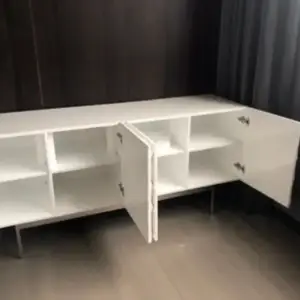 بوفيه بتصميم أنيق اوروبي