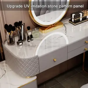 تسريحة مودرن مرايا