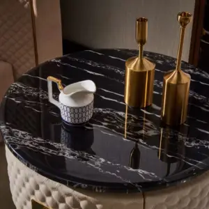 طاولة جانبية مميزة بسطح رخامي