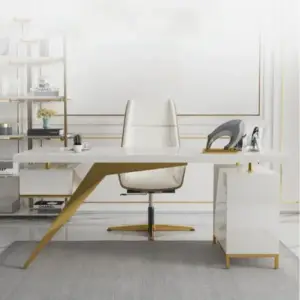 مكتب بتصميم مودرن بلون ابيض