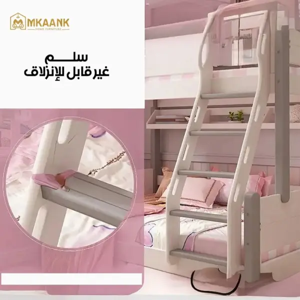 سرير أطفال بطابقين مع زحليقة بتصميم إسكندنافي