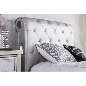 سرير جلد منجد وريلاد