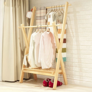 علاقة ملابس مميزة