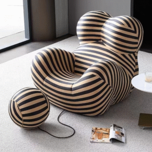 كرسي استرخاء مع مسند قدم بتصميم فيوتشر