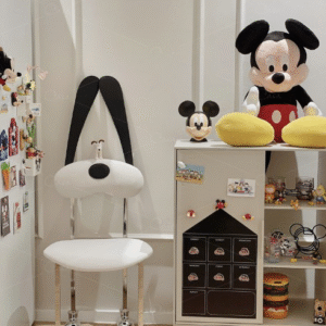 كرسي حديث علي شكل كلب