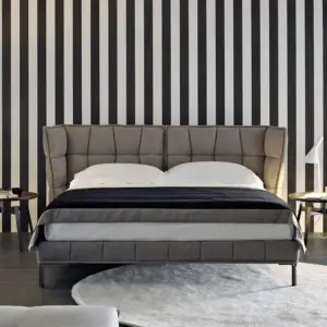 سرير بتصميم فاخر