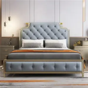 سرير بتصميم انيق