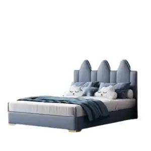 سرير أطفال بتصميم مميز