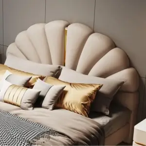 سرير نوم بتصميم فاخر